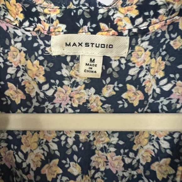 Max Studio- Tiered Crepe V-Neck Ruffle Dress- M - Picture 6 of 7